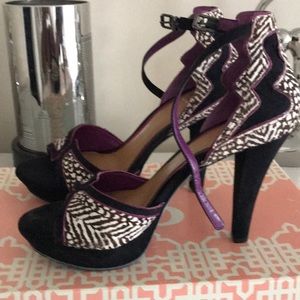 Gianni Bini Shoes - Heels Gianni Bini Shoes - Heels